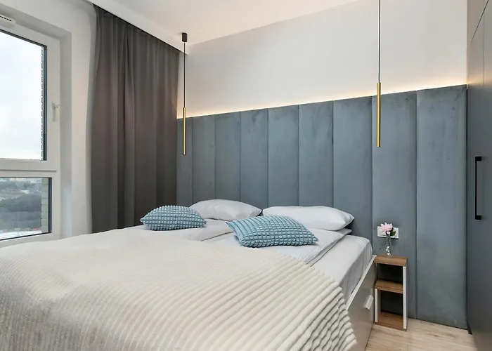 Apartment Elegant With Balcony And Underground Parking By Renters Gdansk